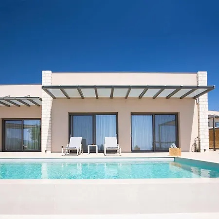 Efxenia Ammousa Vilă