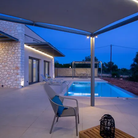 Efxenia Ammousa Villa