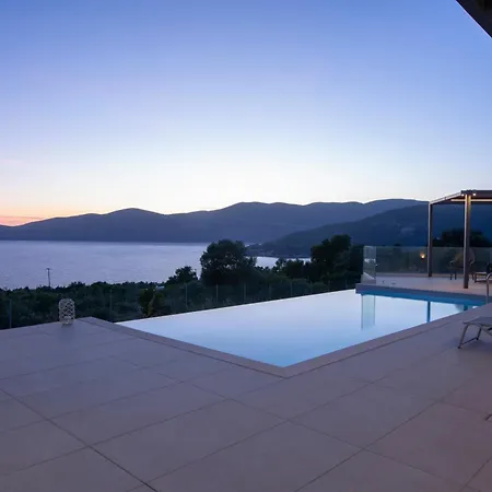 Vilă Efxenia Ammousa *