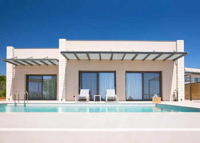 Villa Efxenia Ammousa *