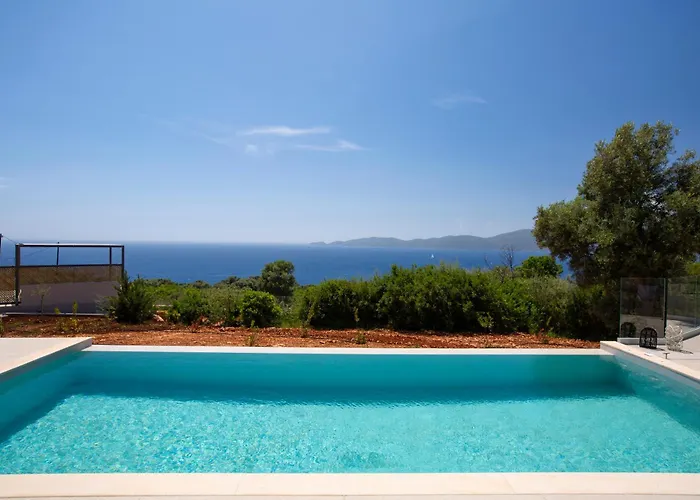 Efxenia Ammousa Villa *